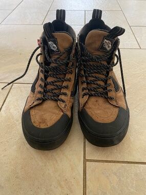 Vans MTE sneakers size 8.5 men